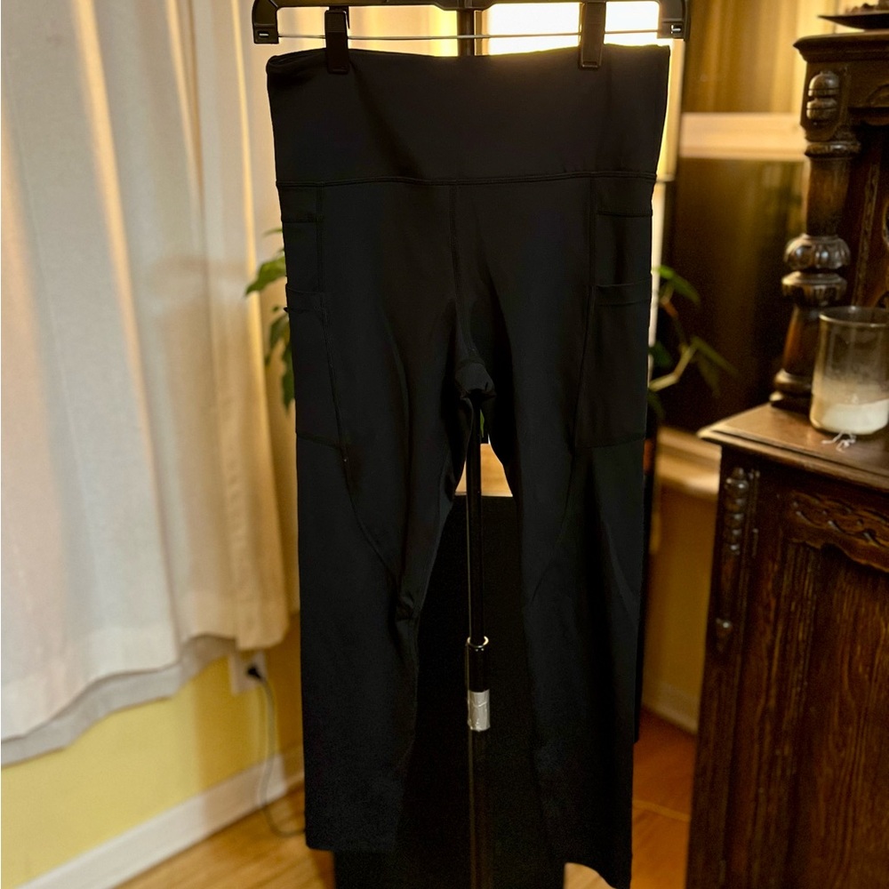 ZYIA Active Black Leggings
